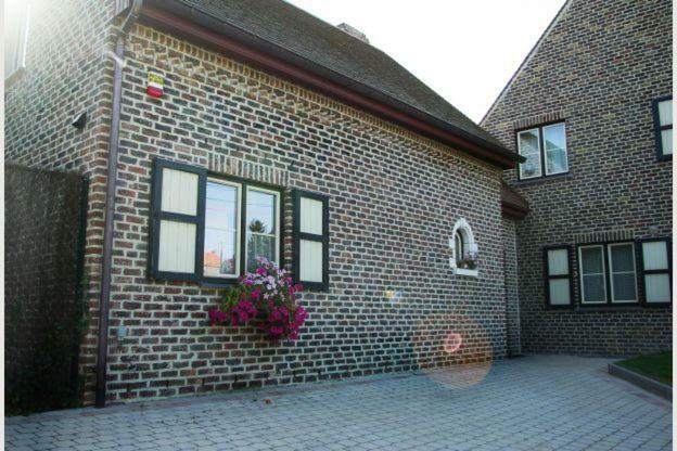 Charmes De Velupont With Wellness Villa Braives Exterior foto