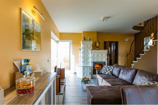 Charmes De Velupont With Wellness Villa Braives Exterior foto